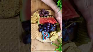 Simple Charcuterie board تشاركيوتيري