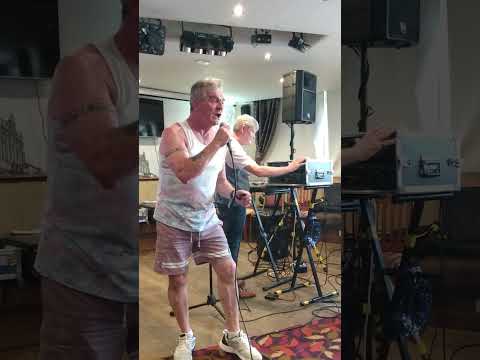 Mr Roy Summers Penny Arcade at the Woodley Arms Weds club