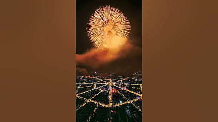 New Year Celebration in China 🤩😍 #newyear2022 #FireworksLightningShow. #LightningShow