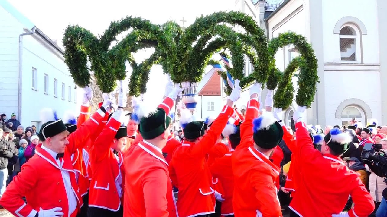 lle sieben Jahre: Der Schäfflertanz begeistert Dinkelscherben