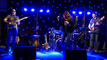 Shake this town Jayne Denham