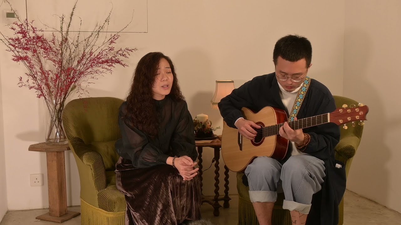 Gomans Guitars G-S16 | Padauk & Spruce | Ellie & Fengyi | Kitata Aabaak Sweetspot Session