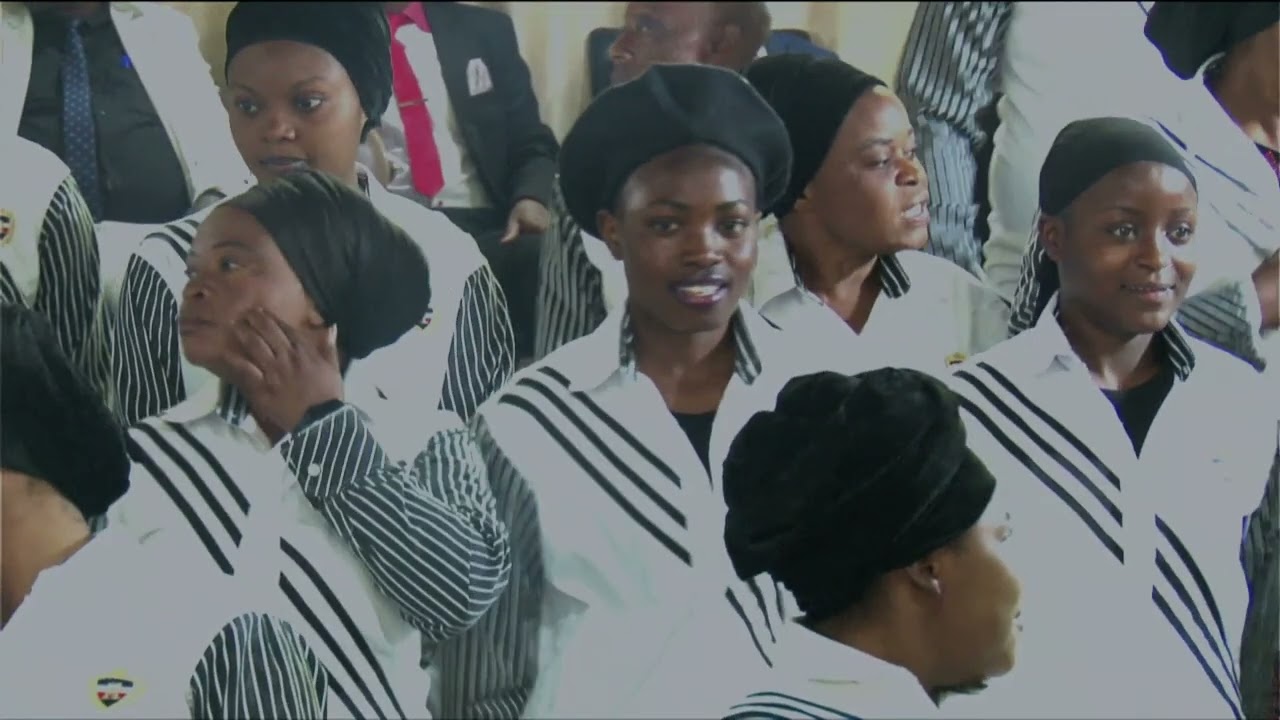 MAADA  ULI ITWA NA NANI