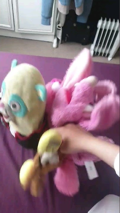 for @lindsaymoore5037 the giant sloth chases mampfine twins nat the