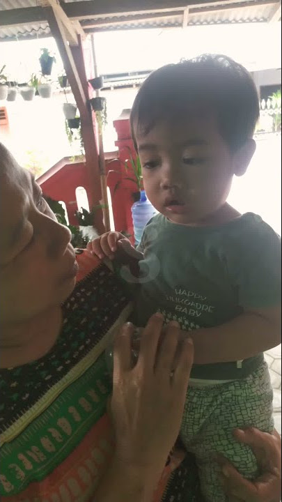 anak kecil di panggil namanya malah bilang jancuk😂😂😂