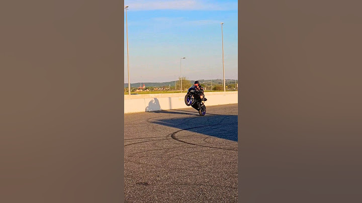 Women 1st wheelie on R3! #motorcycle #motocykl #yamaha #r3 #motocyklistka #moto #wheelie
