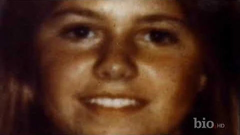 Notorious S01E03 A Murder In Greenwich 02