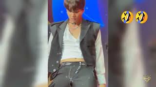 EXO Kai&#39;s pants tearing incident during performance