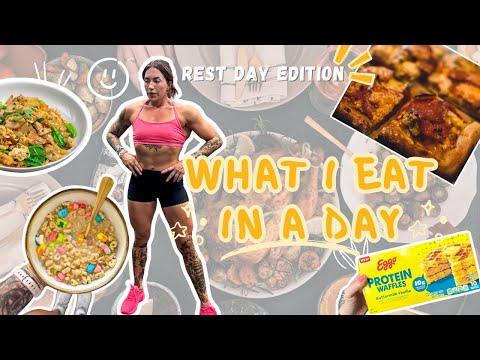 WHAT I EAT ON AN ACTIVE REST DAY | Boxing, Intuitive Eating, Dealing With "Untrackable" Meals 🤔🍕