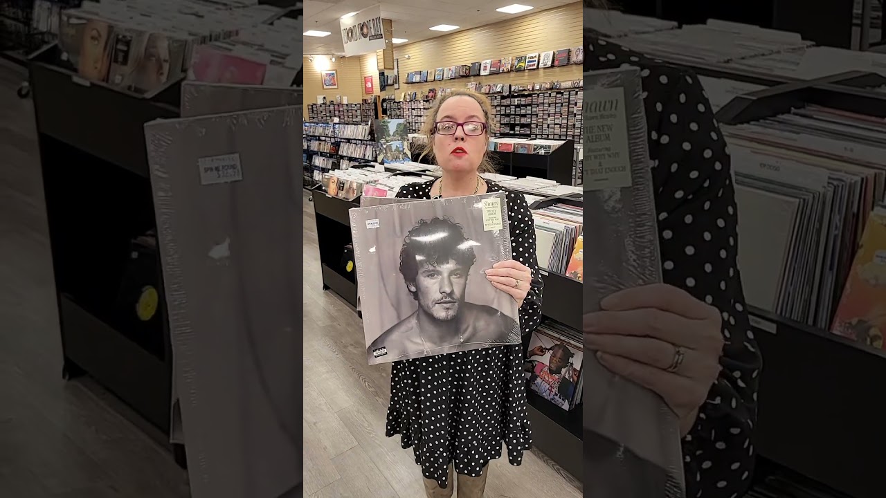 Mira Shawn Mendes - Shawn on White or Wood Ring Vinyl? en YouTube Mira Shawn Mendes - Shawn on White or Wood Ring Vinyl? en YouTube