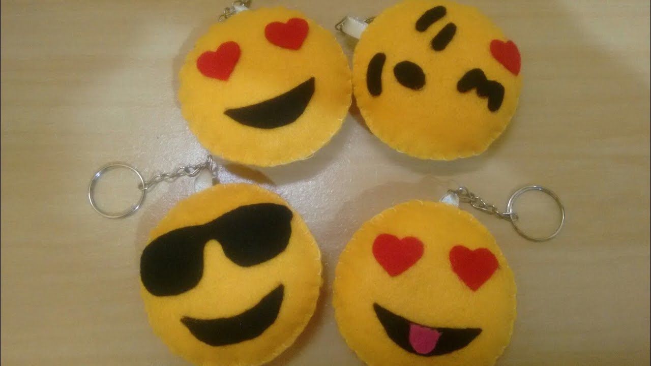 D.I.Y CHAVEIRO EMOJI EM FELTRO por MARY ROCHA