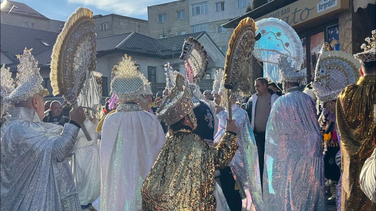 Datini si obiceiuri unice in Ajunul Anului nou la Dorohoi 2024-2025