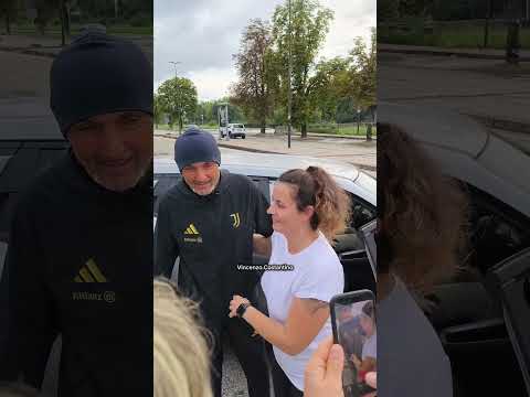Video Spalletti si ferma con i tifosi alla Continassa: il finale è tutto da ridere??