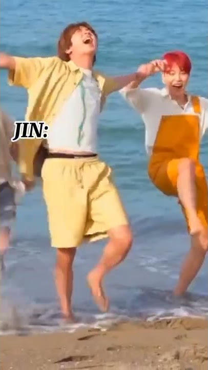 wait for Yoongi 😂Cats hate water  😂