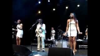 Video voorbeeld van "Nile Rogers and Chic - Thinking of You"
