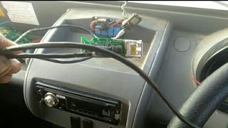 How to install 12 to 5 volt USB charger regulator into Tata ace gold screenshot 5