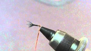 CDCカディス春ver.タイイング（Tying a CDC caddis for early spring ）