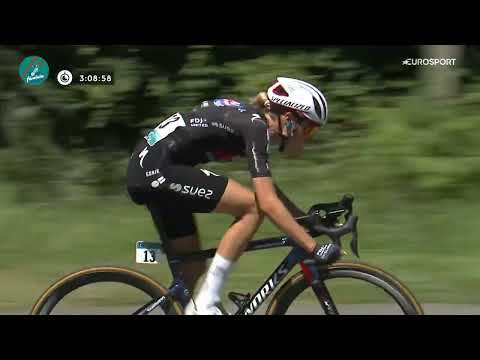 Auto-frame ~75% through the stage