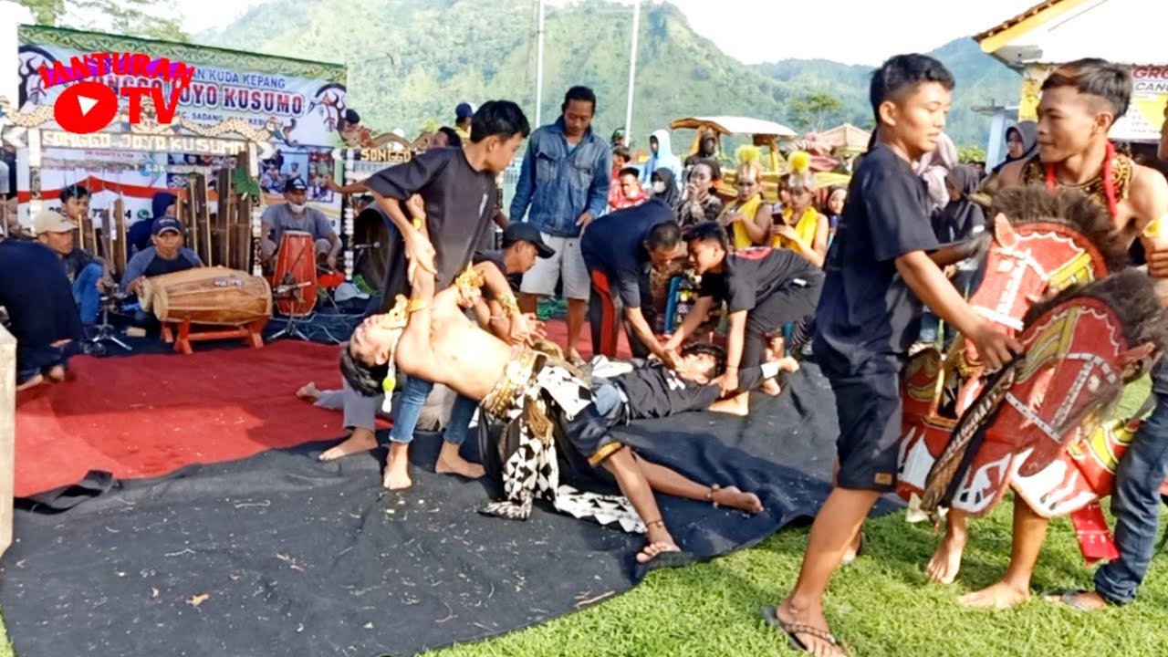 DETIK JANTURAN KUDA KEPANG SONGGO JOYO KUSUMO