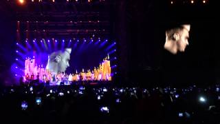 Robbie Williams - Angels | Live in Rome 2015 (HD)