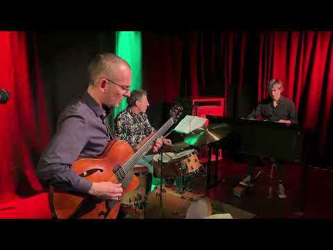 Manfred Junker Organ Trio: What´s Next? (comp. M. Junker)