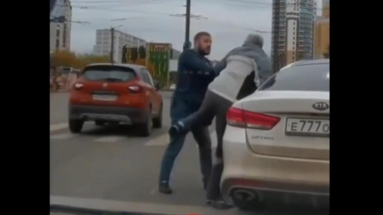 Дураки за рулем. Подборки аварий и ДТП. Хамы на дороге. Разборки, драки ...