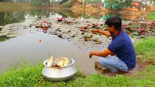 Fishing Video || Village boys are very skilled and experienced in fishing || Fish catching trap