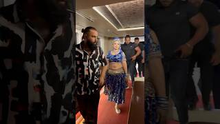 गर नगर क गव म भ हई अलरट सकयरट रहत ह