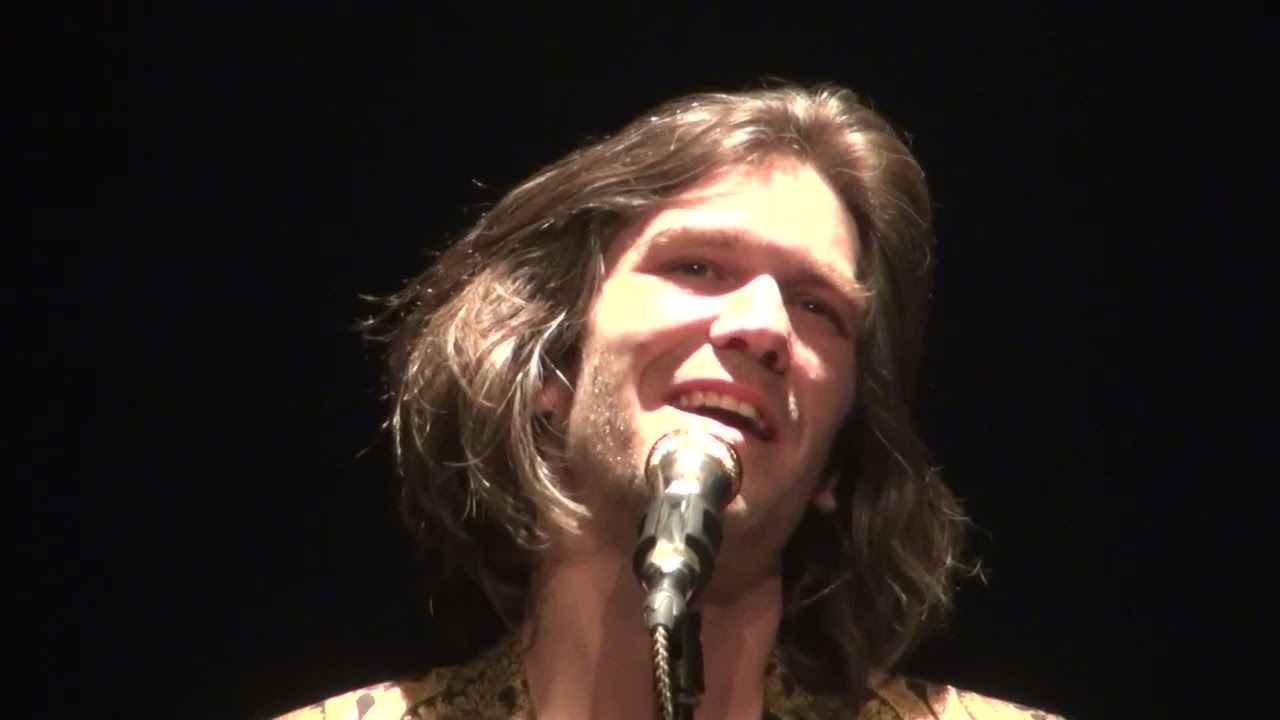 AMAURY VASSILI & TIMOTHEE BAKOGLU Smile   VIAS 03 4 2022