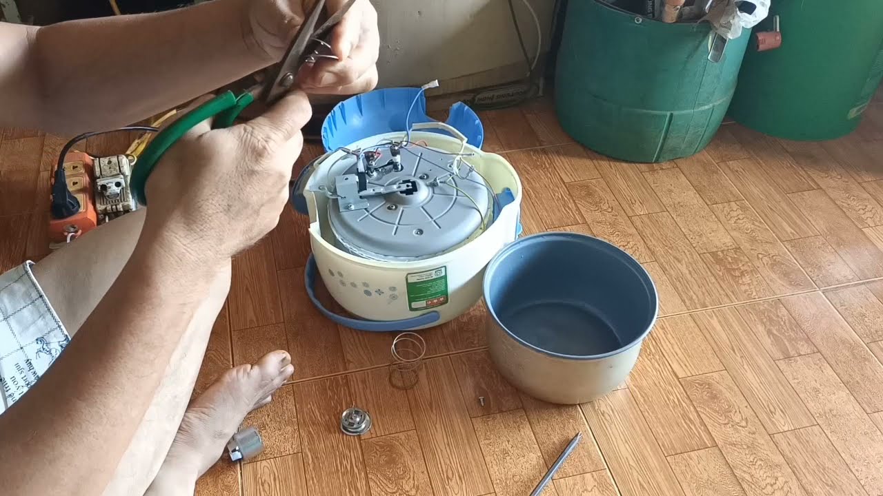 Instructions for repairing a rice cooker that anyone can do.
