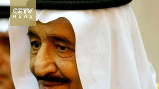 Saudi King Salman shakes up line of succession