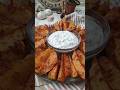 Patatas rústicas al horno con salsa tártara