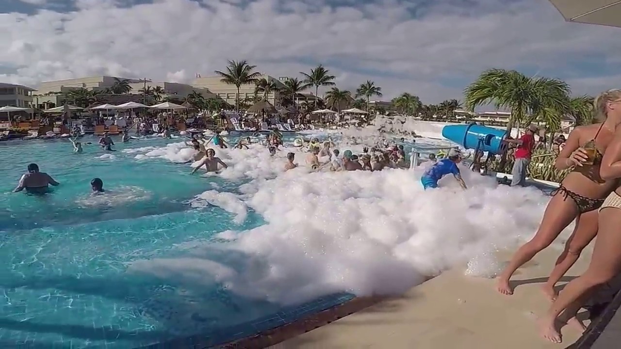 Cancun Foam Pool Party - YouTube