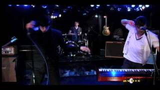 Maximo Park - Girls Who Play Guitars - Live On Fearless Music