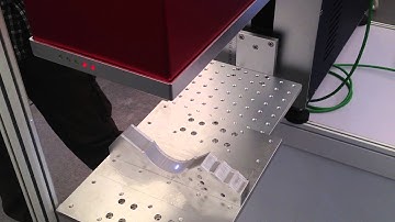 3D dynamic focusing laser marking machine for marking on curved surface metal product