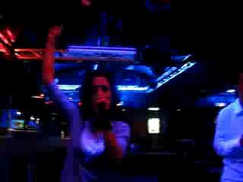 Rose Tint My World - Karaoke de Columbia