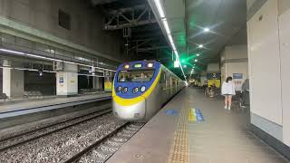 20250426 3228次EMU800型區間車新左營出站編組：神之豪的￼829 + 830 ￼