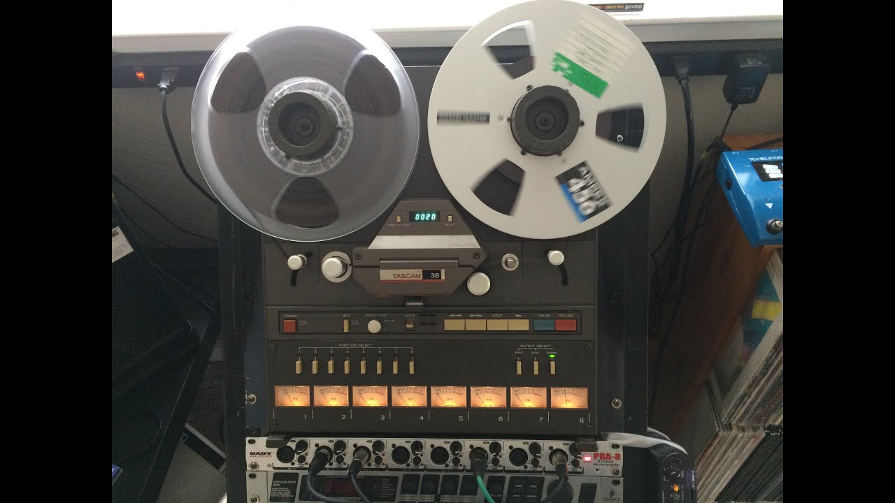 Universal Player Pro Tape Recorder Tascam 38 capable to almost every tape  width at four diff speed 