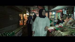 SENYUM IBU NAFAS BUMI