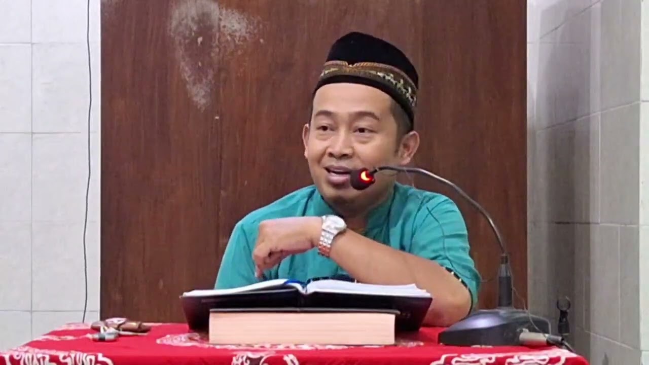 SHOLAT TARAWIH YANG 11 RAKAAT ITU, 2 RAKAAT SALAM ATAU 4 RAKAAT SALAM? | USTADZ MUJIMAN