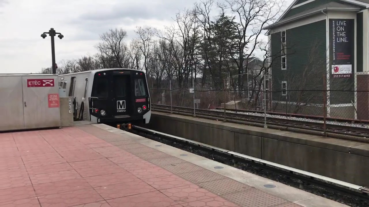 [HD 60fps] WMATA DC Metro • Kawasaki 7000series Train Leaves Fort