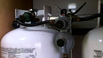 RV Propane Gas Regulator Operation by Bug Smacker