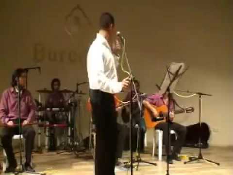 فنان كبير ينال طاهر