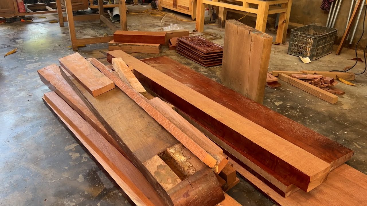 Beautiful TRUONG KY Table And Chair Set Design From Natural Red Wood Bars With Perfect CNC Carvings