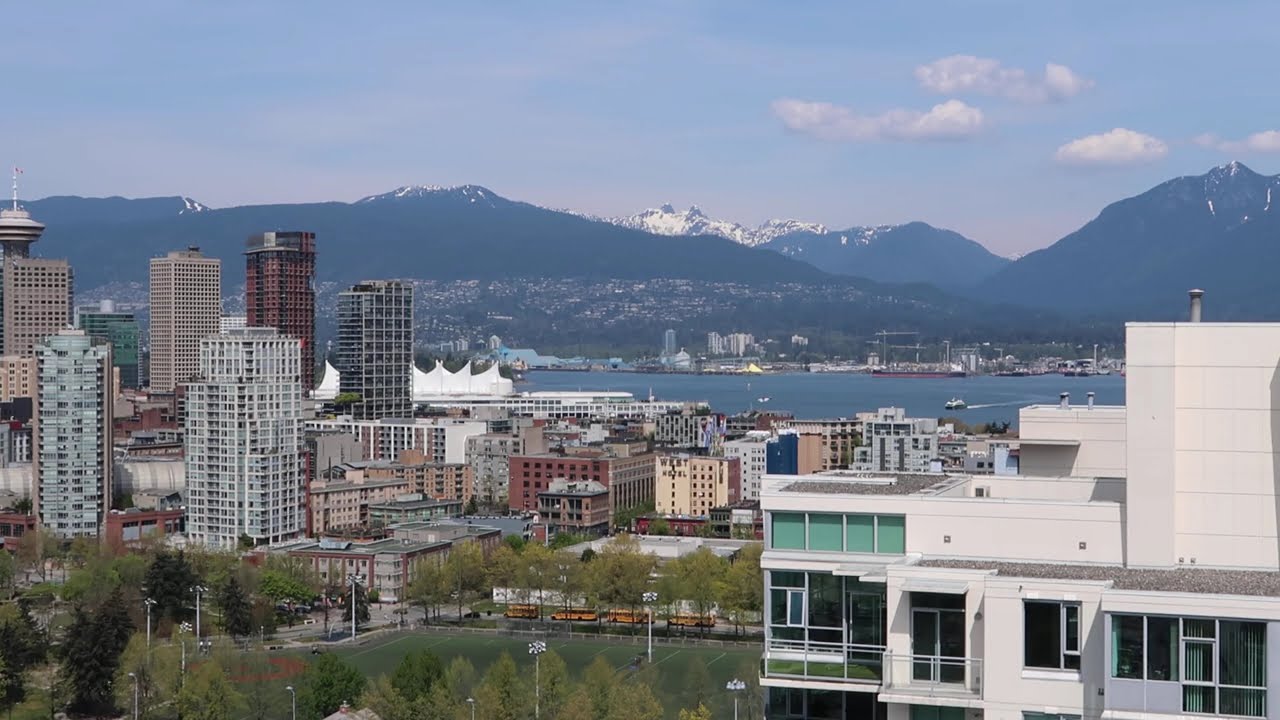 Vancouver Harbour SlowTV Busy Ferries, Seaplanes & Cargo Ships 