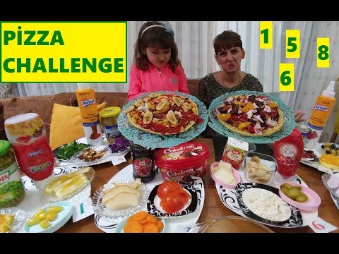 ÇILGIN PİZZA CHALLENGE YAPTIK. HEM ŞANSLI HEM CESARETLİ HEM UYANIK OLACAKSIN #EVDEKAL #SENDEYAP