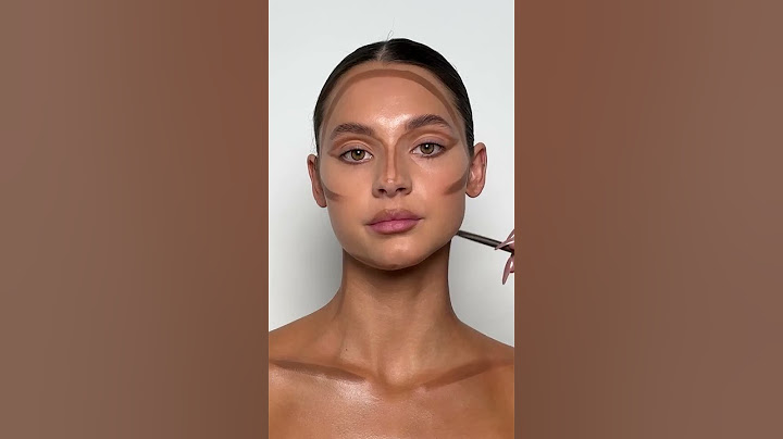 Introducing Bronzour Sun-kissed Sculpt cream in Macchiato.