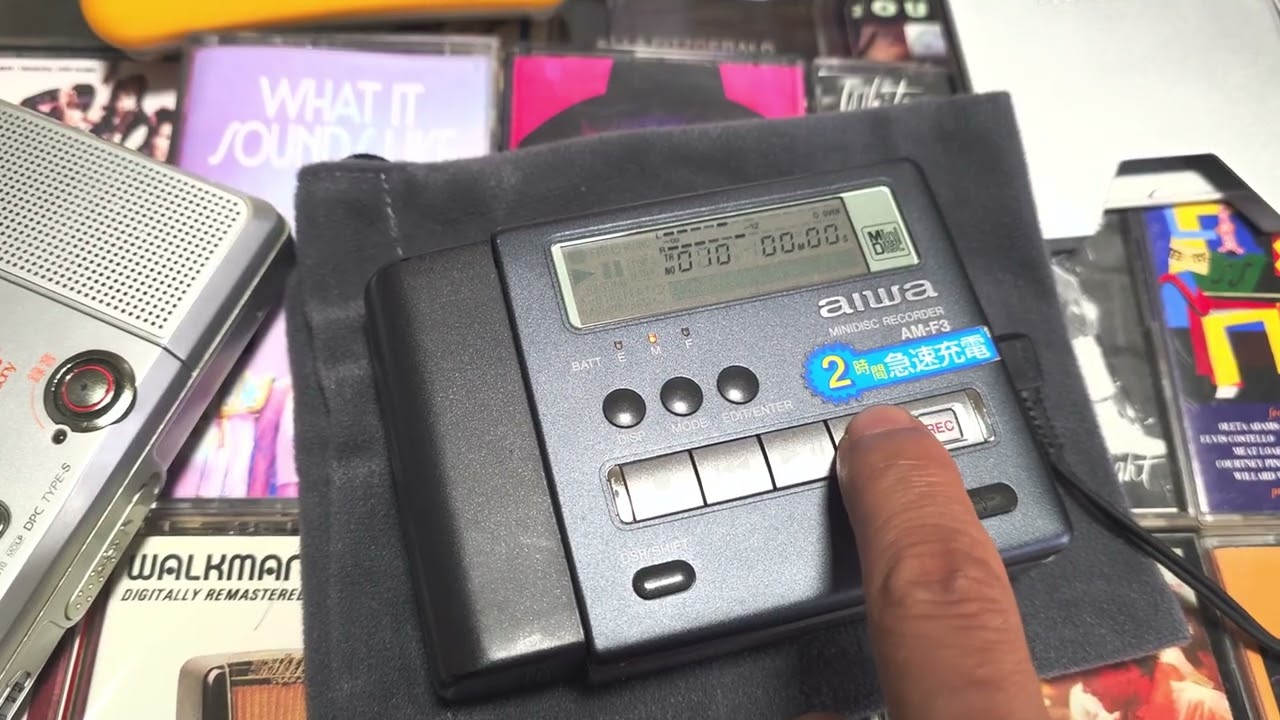aiwa AM-F3 ミニディスクレコーダー AIWA AM-F3 MINIDISC RECORDER - YouTube
