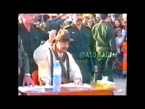 نادر لرئيس صدام حسين 