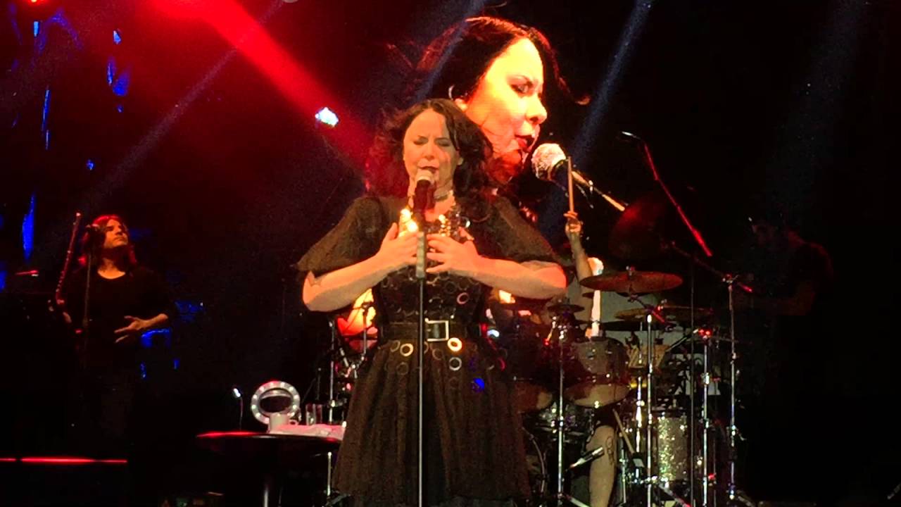 Şebnem Ferah - Ben Şarkımı Söylerken ( Konya Rixos 17.04.2016) HD